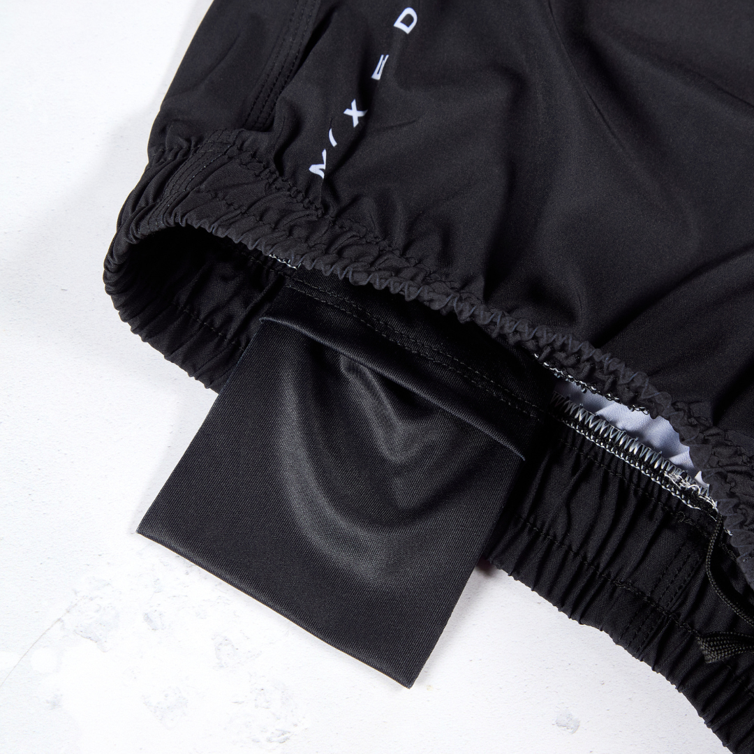 Eryx Black Essential MMA Shorts